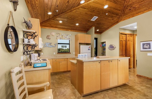 North Captiva House | A Beachfront Oasis - Set Sail at the SS. Minnow!