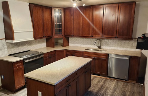 Severna Park House | A Beautiful & dog friendly home, backyard view and water side of Severna Park!