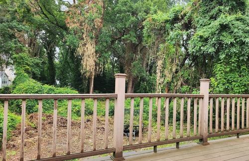 Severna Park House | A Beautiful & dog friendly home, backyard view and water side of Severna Park!
