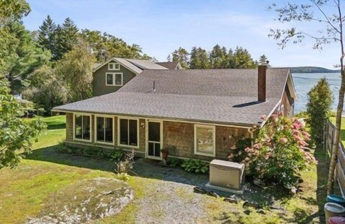 Bath House | A beautiful hidden gem in West Bath, Maine.