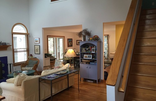 Wellfleet Cottage | A Beautiful Home Walkable To Wellfleet Ponds, Near Seashore And Village