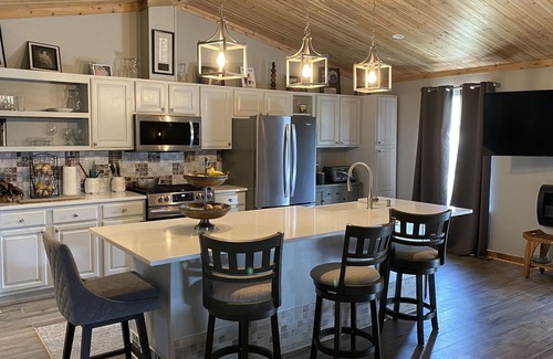 Lillian House | A beautiful newly remodeled home close to the beach and Pensacola
