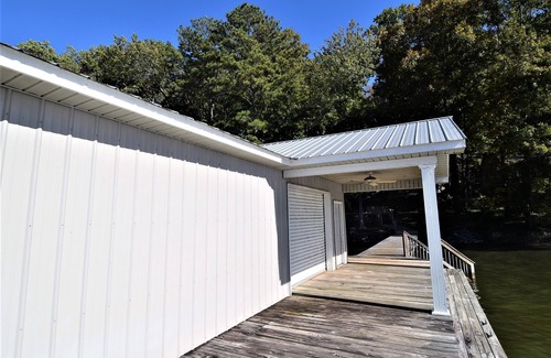 Scottsboro House | A beautiful piece of Heaven on the waterfront