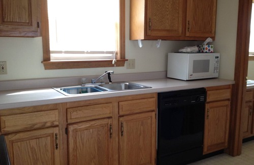 Ocean Park Cottage | A beautiful single-family cottage sits only a 1/2 block from the sandy beach!
