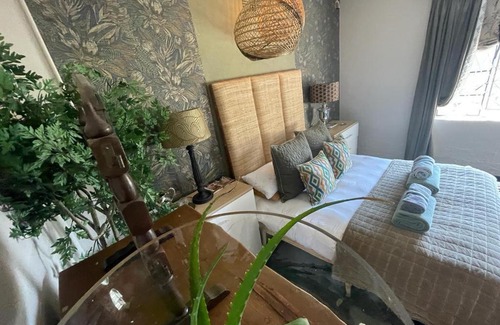 Haenertsburg Apartment | A Bird Cage Stay & Cottage