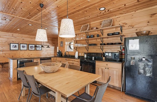 Bryson City Cabin | A Blessing- Near Nantahala Outdoor Center, Bryson City, NC