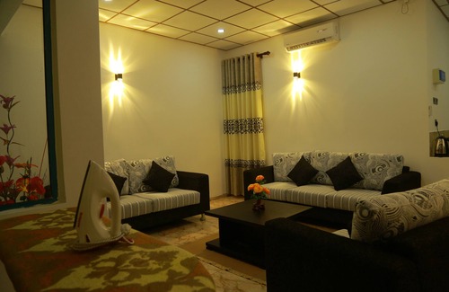 Nalagasdeniya Apartment | A brilliant city home