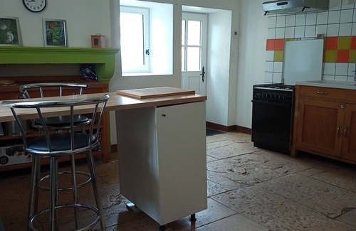 Fain-les-Moutiers House | A Côté Gîte between Fontenay and Vézelay Sauna and swimming pool