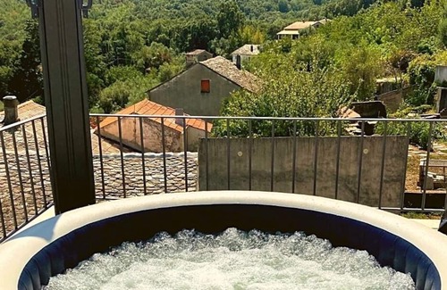 Pietracorbara Villa | A casa di l'isai traditional villa of charm