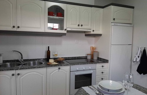 Laias House | A CASA DO REGUEIRO, serving wine and thermal water