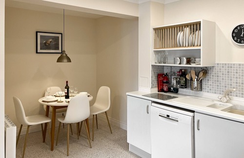 Oban Cottage | A central location in the bustling town of Oban.