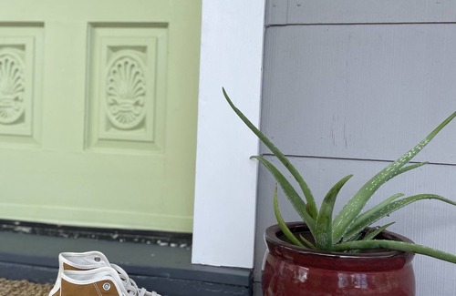 Tarpon Springs House | A charming 1905 bungalow in the heart of Tarpon Springs