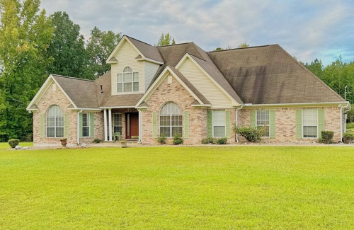 Montpelier House | A charming 4-BDR house 15 mins from West Point, and 25 mins from Starkville