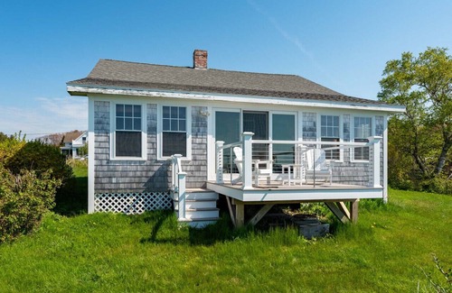 Trevett Cottage | A charming Boothbay cottage, nestled at the end of Sawyers Island!