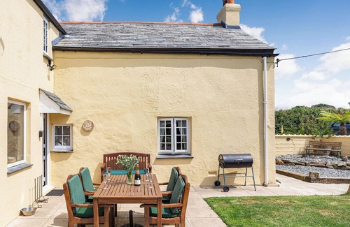 Saint Columb Major Cabin | A charming, detached farmhouse with plenty of character.