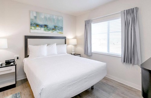 Centennial Apartment | A Charming Family-friendly Community in Denver Tech Center