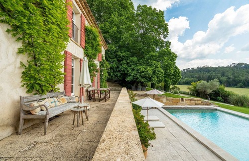 Venelles House | A charming property near Aix en Provence – Sleeps 8