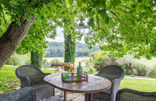 Venelles House | A charming property near Aix en Provence – Sleeps 8