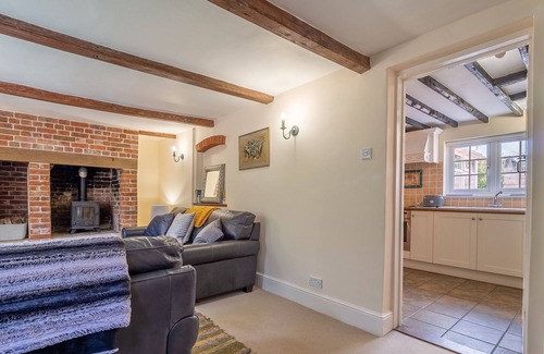 Sweffling Cottage | A charming Victorian cottage located in the peaceful village of Sweffling.