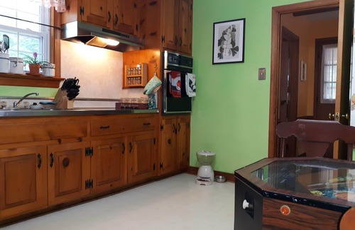 Dumbarton House | A Clean, Safe, House full of steel balls & vintage game consoles