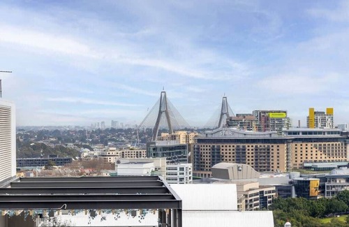 Sydney Central Business District Apartment | A Comfy & Spacious 2BR Apt Harbour View