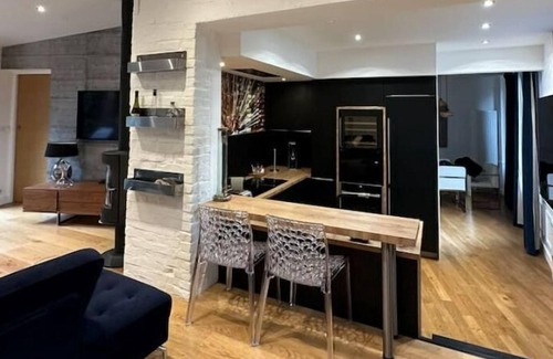 Forges-les-Eaux House | A Contre Courant