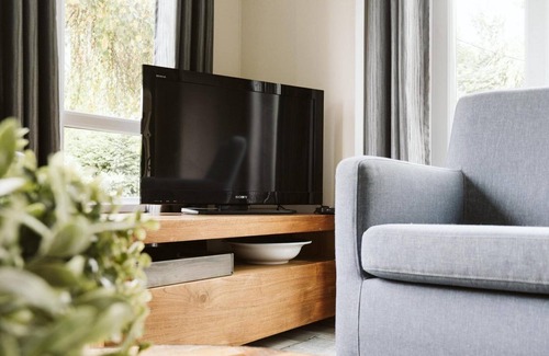 Goedereede House | A cosy chalet surrounded by the quiet nature of Goedereede.