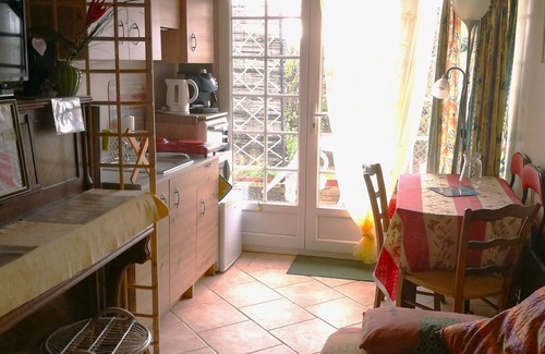 Saint-Etienne-les-Orgues Apartment | A cosy, atypical stay in Provence