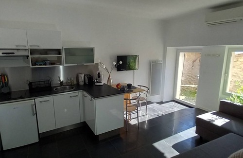 Castellet Apartment | A cosy nest in the heart of the Luberon