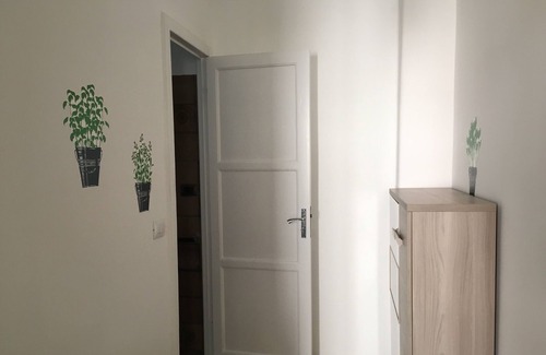 Albissola Marina Apartment | A cosy nest right in front of the beach with private garage!