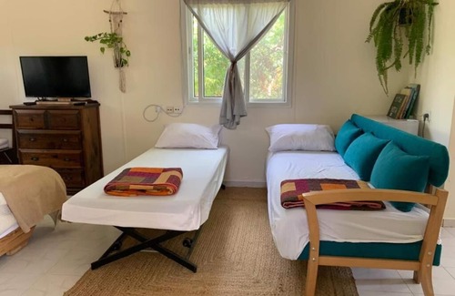 Korazim Bed & Breakfast | A cosy small unit with a beautiful view to the Galilee lake