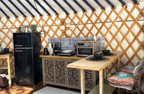 Madawaska Cabin | A Cosy Stay in an Authentic Mongolian Yurt!