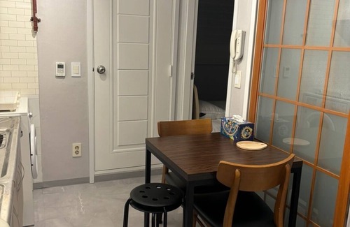 Jongno House | a cozy 2-bedroom house with AC, located near the palace in Seoul