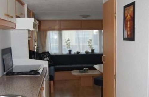 Serooskerke House | A cozy 4-person mobile home in Serooskerke on a child-friendly family park