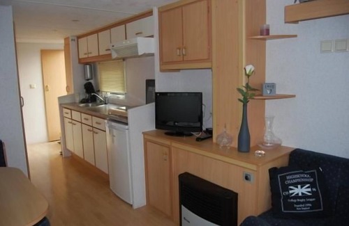 Serooskerke House | A cozy 4-person mobile home in Serooskerke on a child-friendly family park