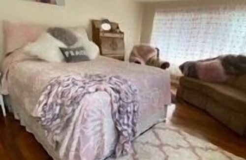 Emmett House | A cozy cottage in Gem county. Each room thoughtfully decorated.
