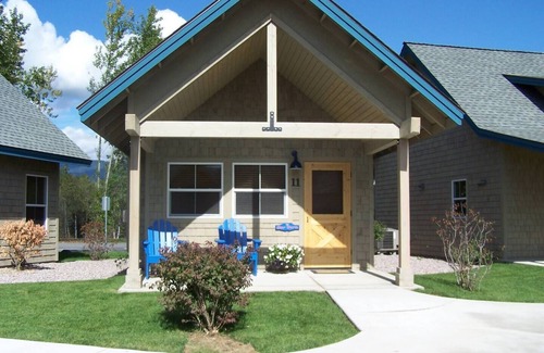 Dover Bay House | A cozy Dover Bay retreat near the lake - ideal for adventurers, paddlers, and anyone seeking a relaxing north Idaho escape!