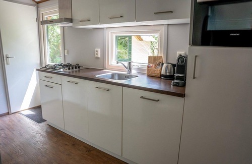 Ermelo House | A cozy farmhouse-style cottage in a wooded area with plenty of privacy. Want to get away from it all and enjoy nature? This is possible in this comfortable 4-person accommodation at the Heivlinder near the Speulder Forest and the moors of Ermelo!