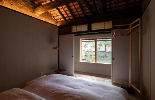 Kamigyo House | A day in khaki - Muromachi