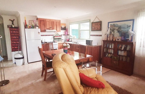 Daylesford Cottage | A DAYLESFORD Abelia Cottage 2br 750 M walk to town sleeps 5
