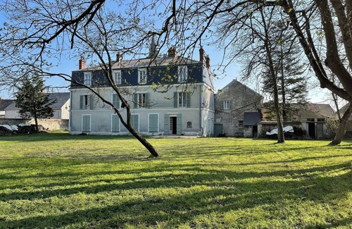 Monnerville House | A delightful country house for children, parents and grandparents!