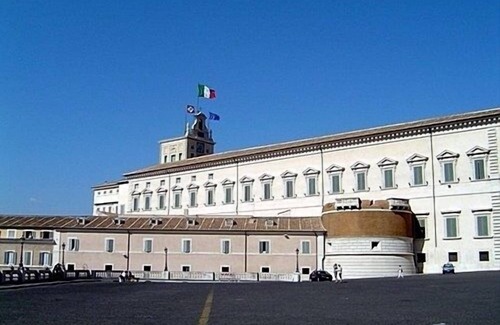 Repubblica Apartment | A Designer Flat Near Trevi Fountain