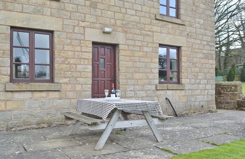 Crich Cottage | A detached farmhouse with views down the Derwent Valley.