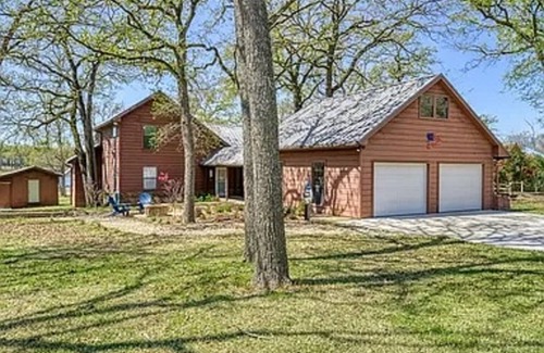 Leon County House | A Dream Come True Lake House - The prettiest sunset view on the lake!