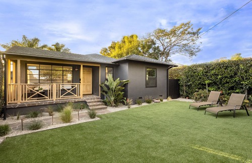 The Mesa House | A Dreamy Beach Bungalow