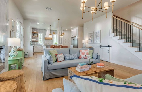 Eufaula House | A Dreamy Coastal Cottage! Wellington by the Lake