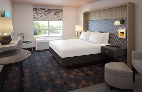 Lexington House | A Dreamy Escape w/ Excellent Service and Staff!