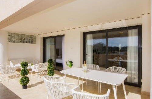 Vera Apartment | A Estrenar con Terraza Piscina y Parking Gratis