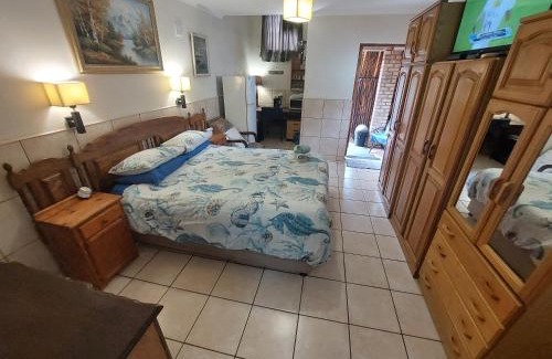 Bluff House | A Family and Friends Guest House