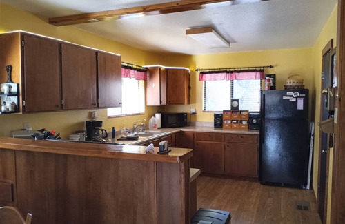 Cloudcroft Cabin | A family bed and breakfast without the host!